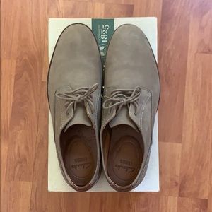 Clarks men’s shoes